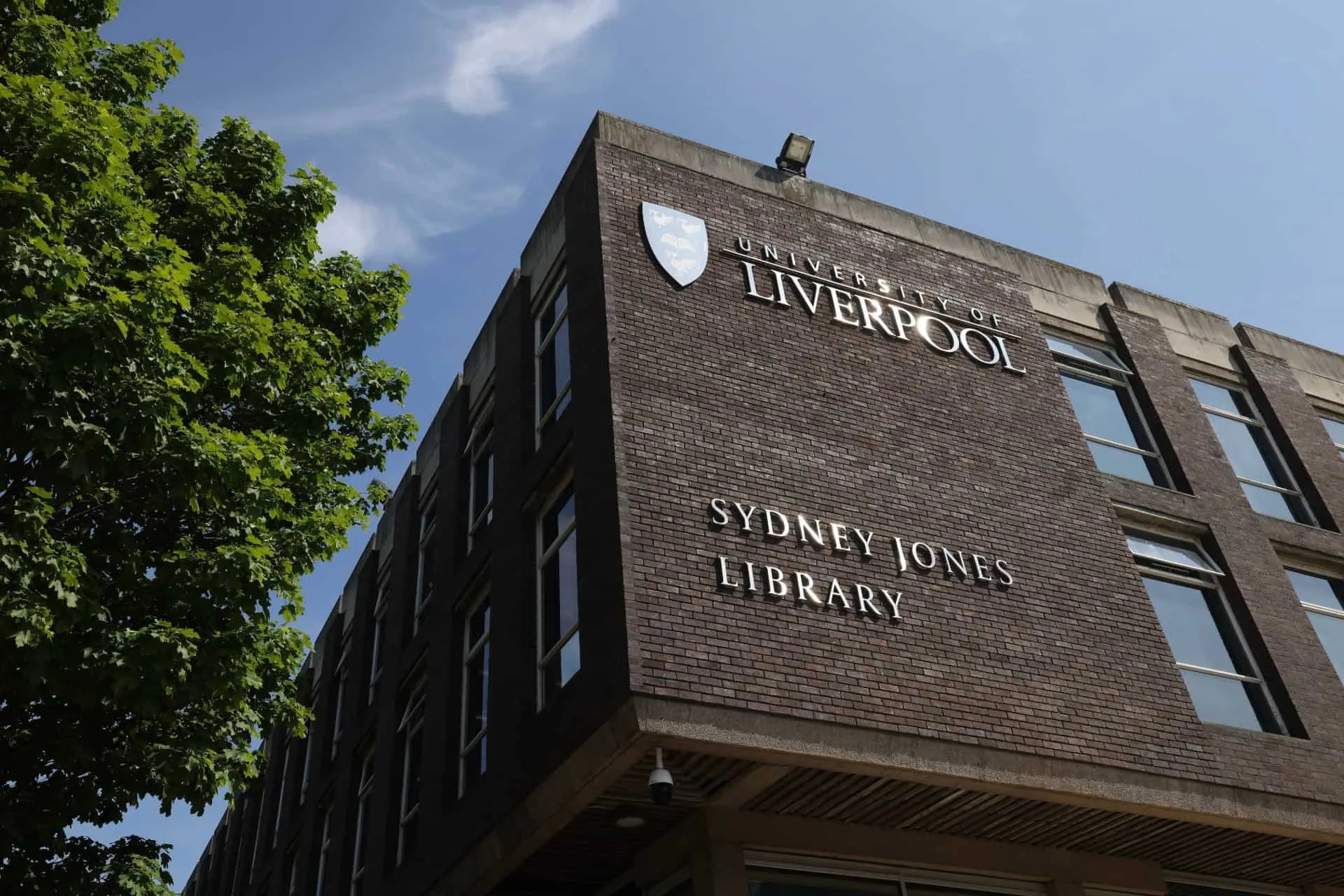 英国利物浦大学