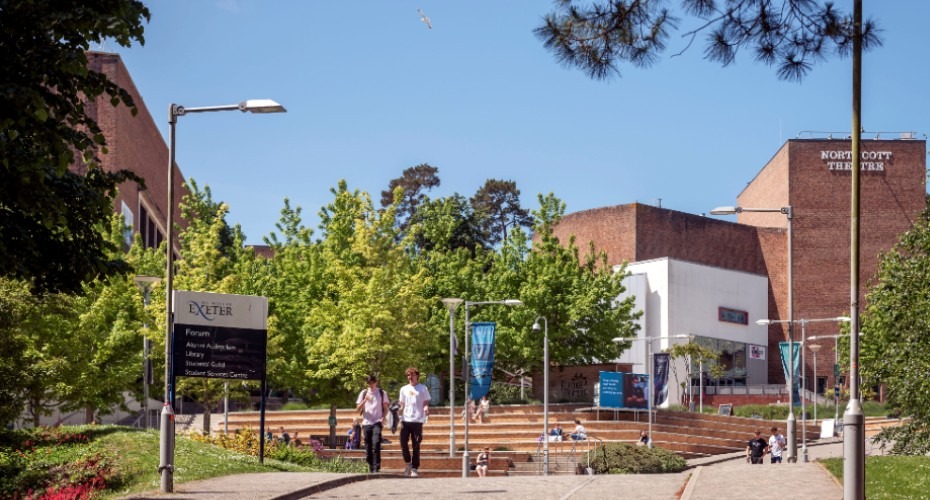 英国埃克塞特大学