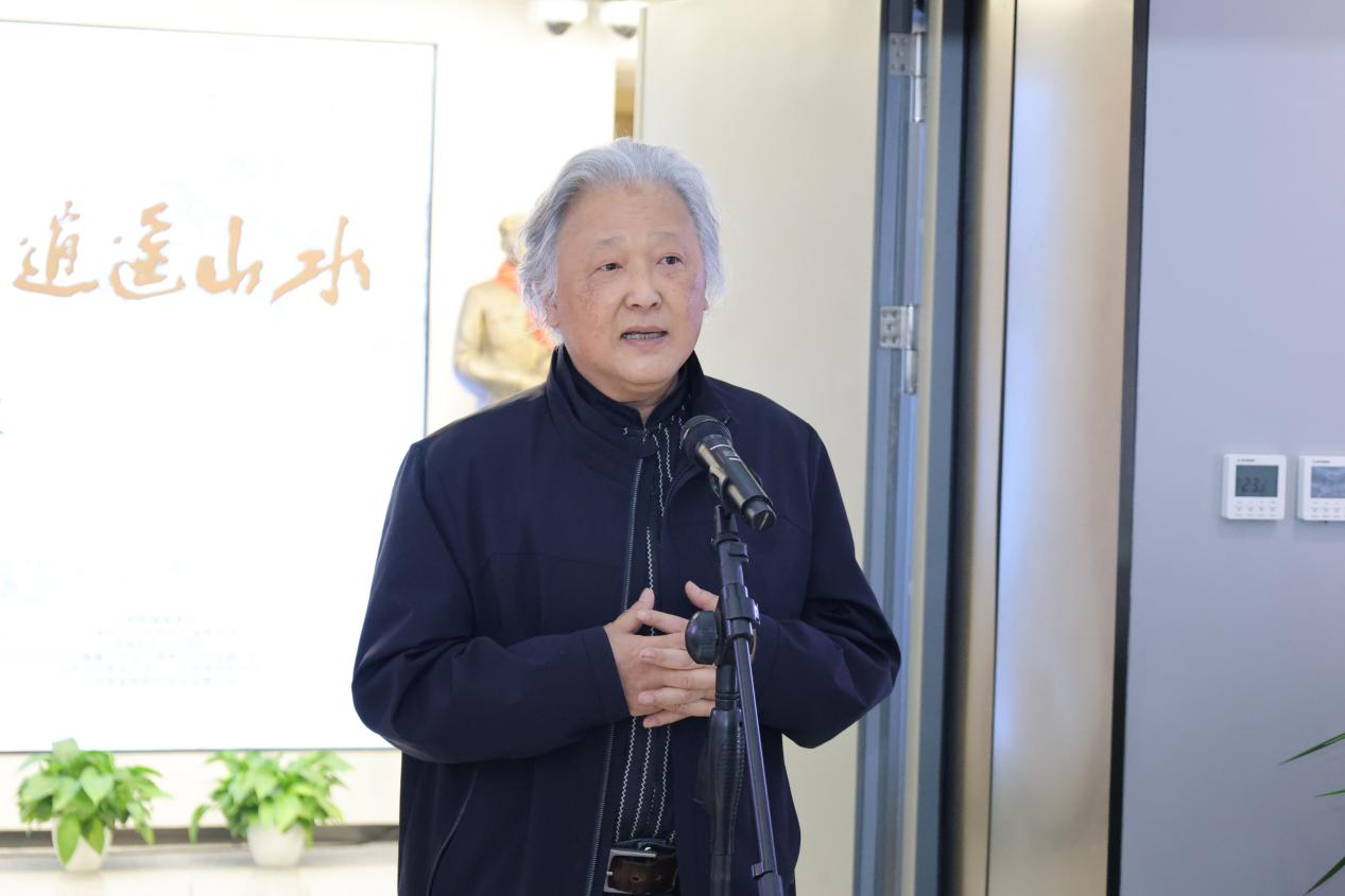 “旦复旦兮・正谊明道・逍遥山水”顾平中国画作品展复旦上医站开幕