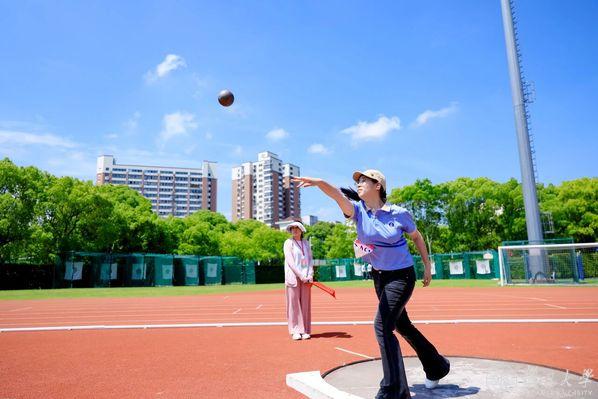 当“燃”不让！比亚迪杯复旦大学第六十四届田径运动会暨第六届教工趣味运动会举行