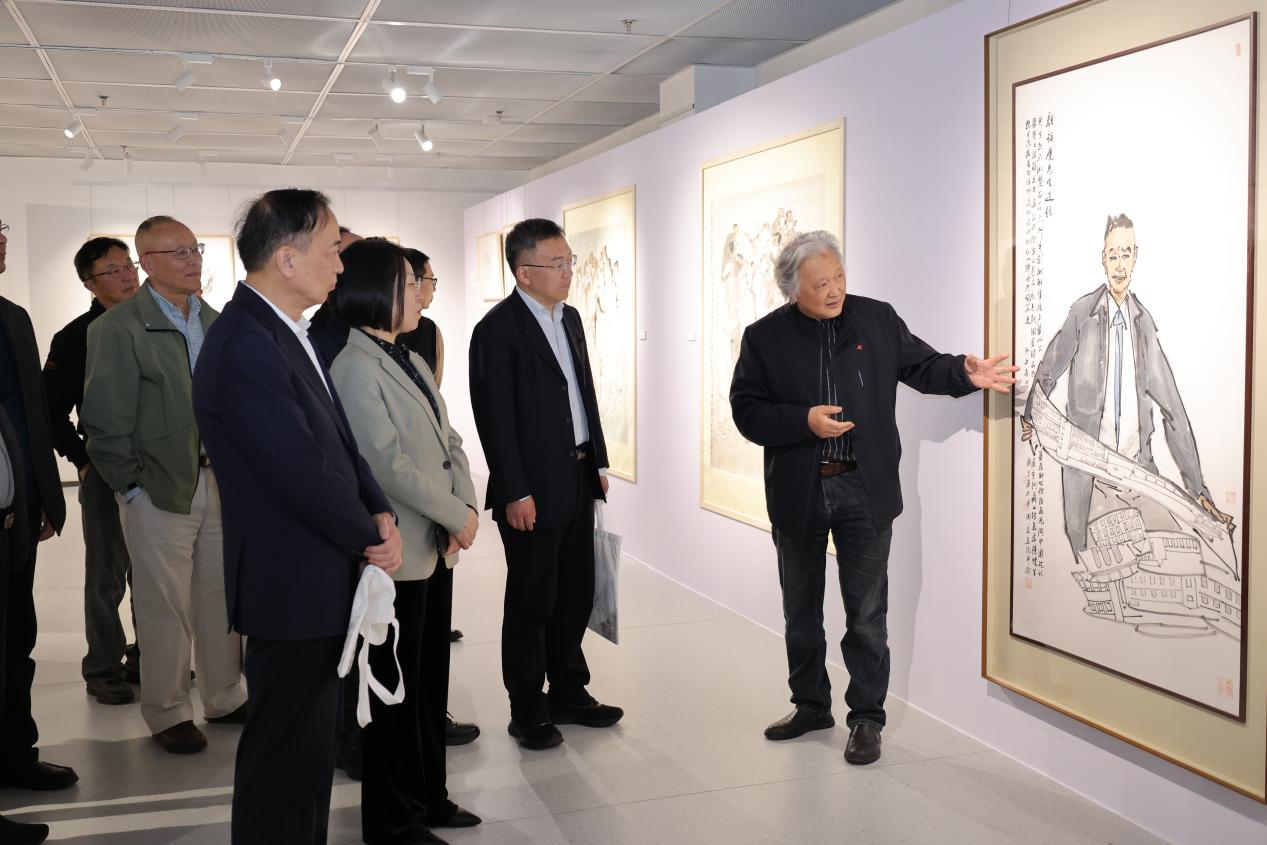 “旦复旦兮・正谊明道・逍遥山水”顾平中国画作品展复旦上医站开幕