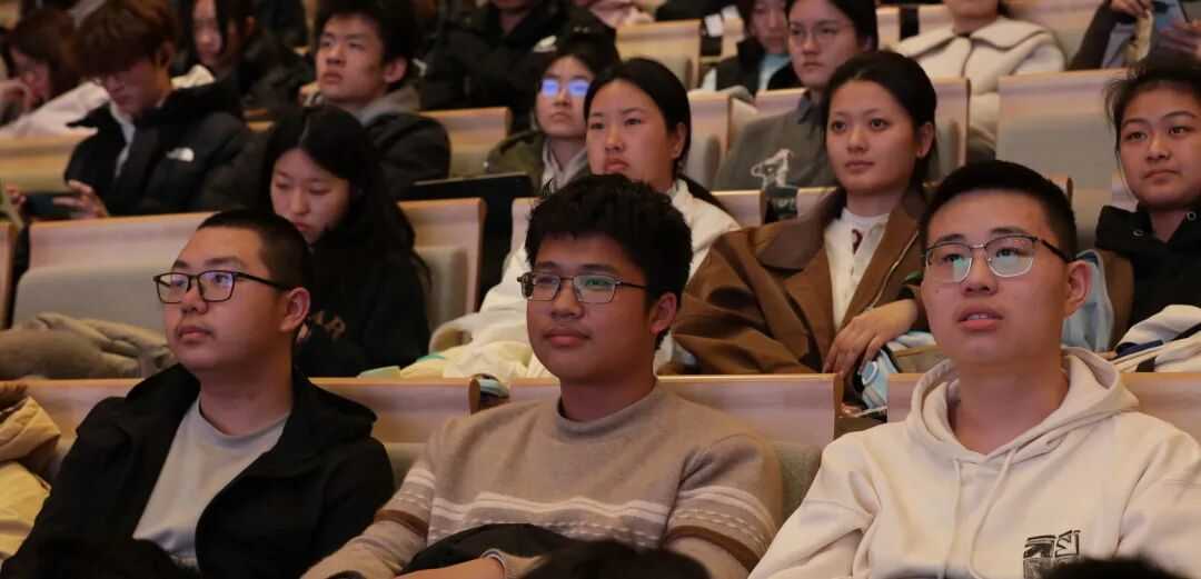 【思政大课】周俭:在差距面前,如何从追赶到领跑?