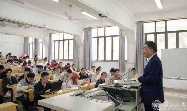 葛均波院士领衔，这堂课解锁“心”知识