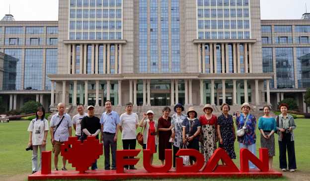 从作业到创业，这群复旦学生想为100位长辈“留住昨天”
