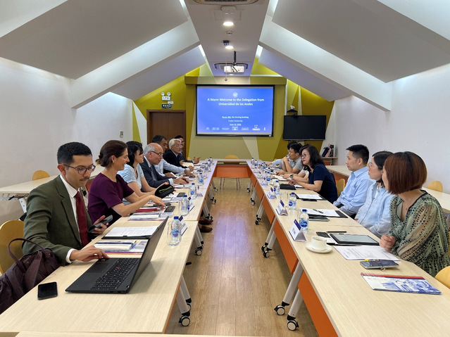 哥伦比亚安第斯大学代表团首次到访复旦大学,哥伦比亚安第斯大学代表团首次到访复旦大学,第2张