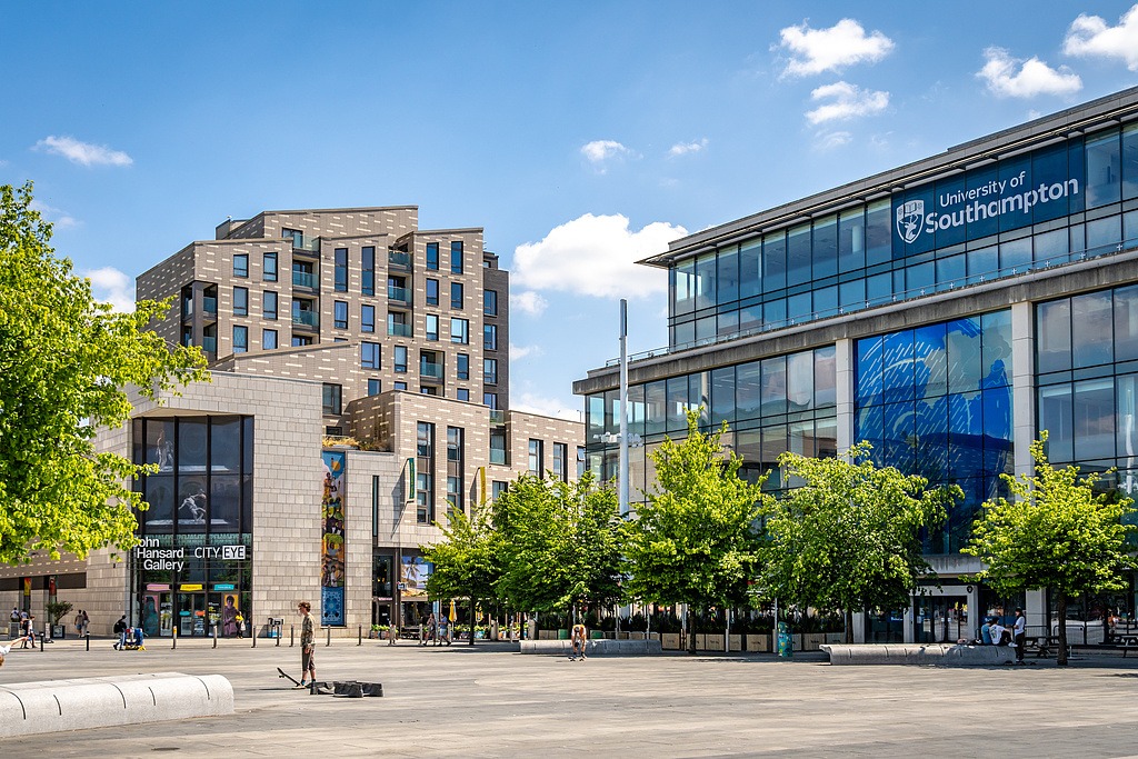 英国南安普顿大学,南安普顿大学,第2张